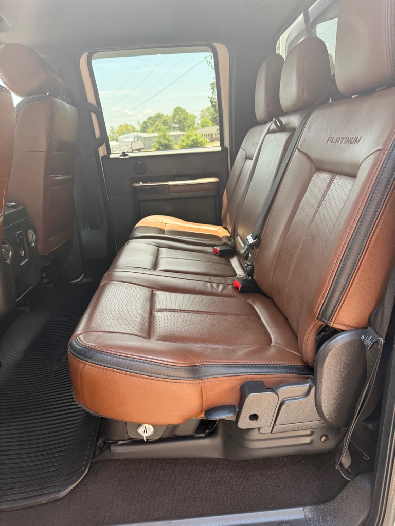 Photo 7 of this FORD F250