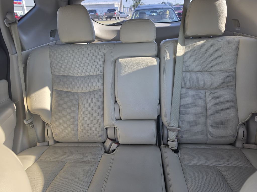 Photo 13 of this NISSAN MURANO