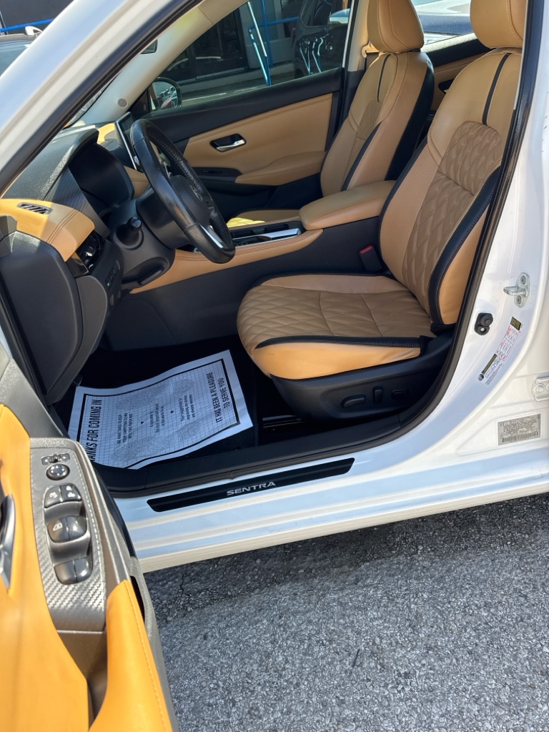 Photo 8 of this NISSAN SENTRA