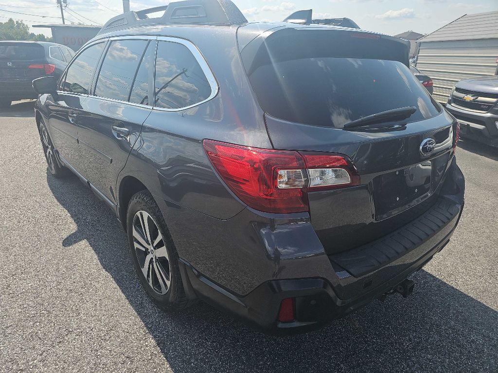 Photo 7 of this SUBARU OUTBACK