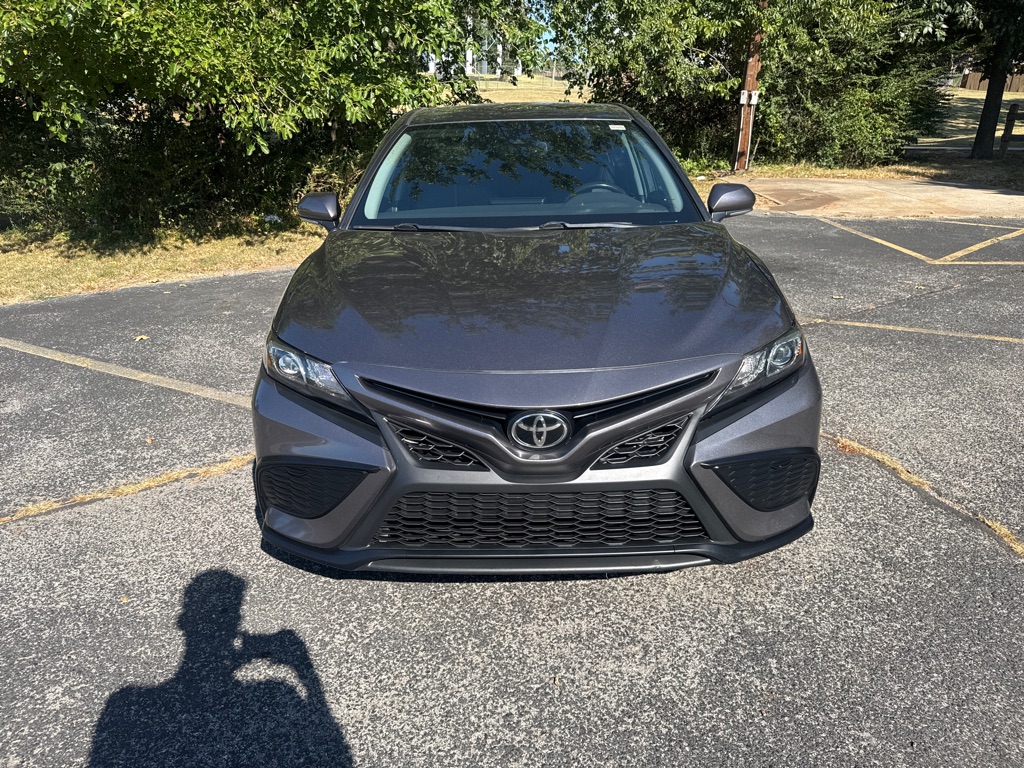 Photo 2 of this TOYOTA CAMRY