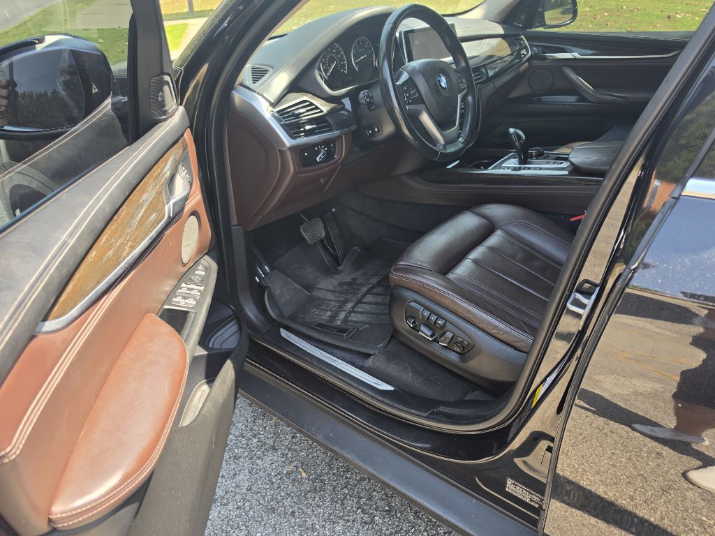 Photo 5 of this BMW X5