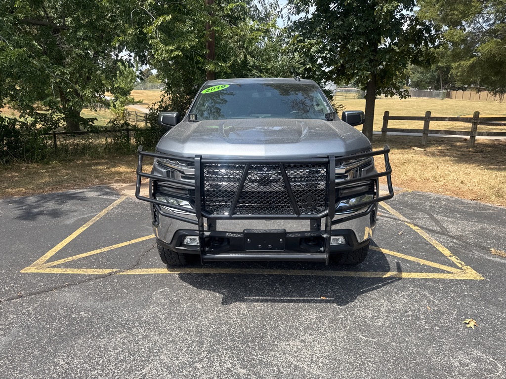 Photo 2 of this CHEVROLET SILVERADO 1500