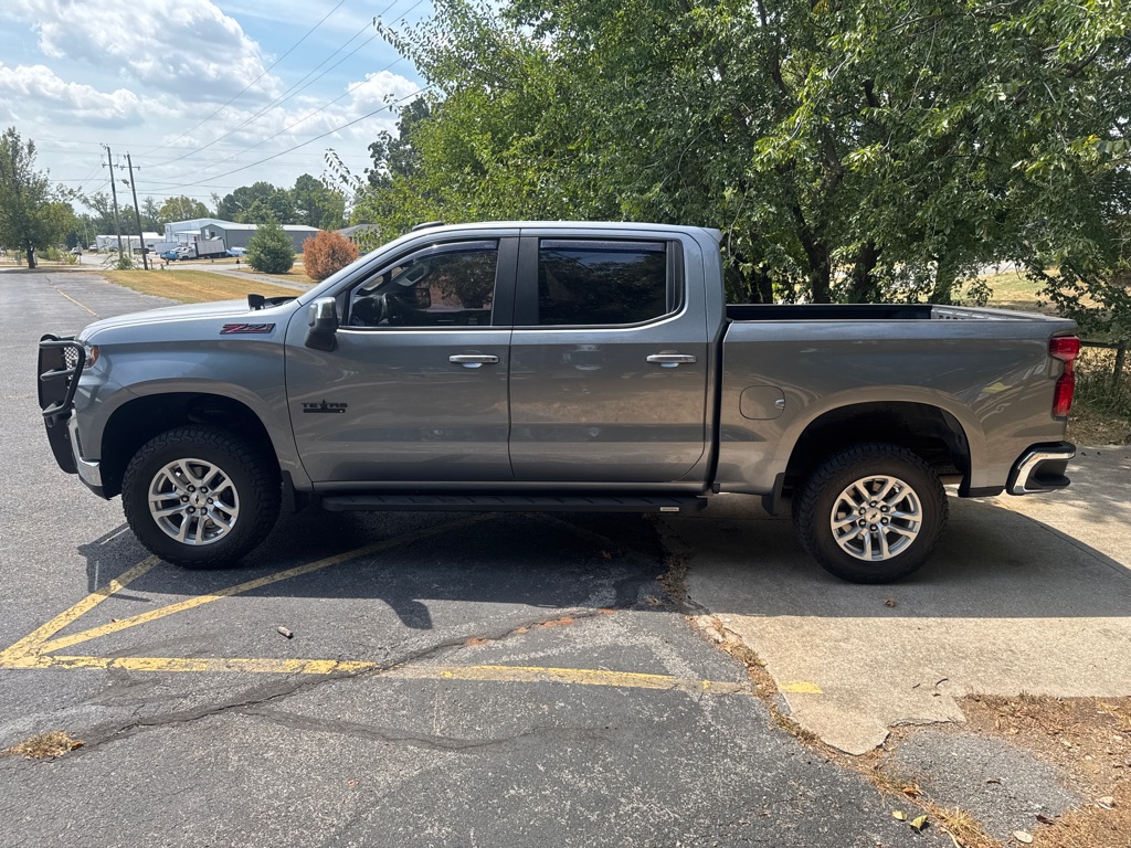 Photo 8 of this CHEVROLET SILVERADO 1500