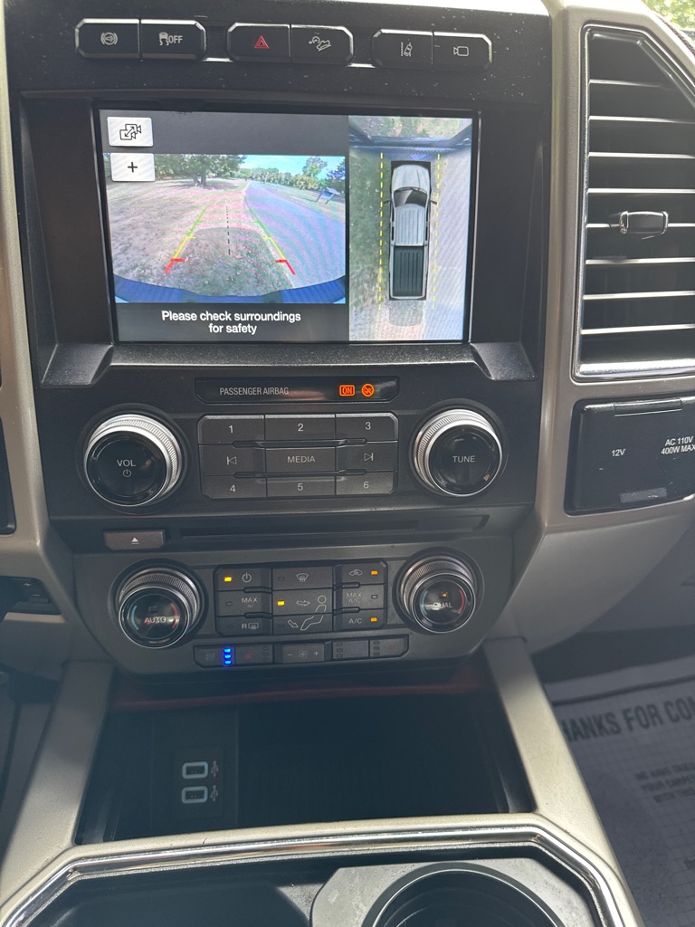 Photo 15 of this FORD F350