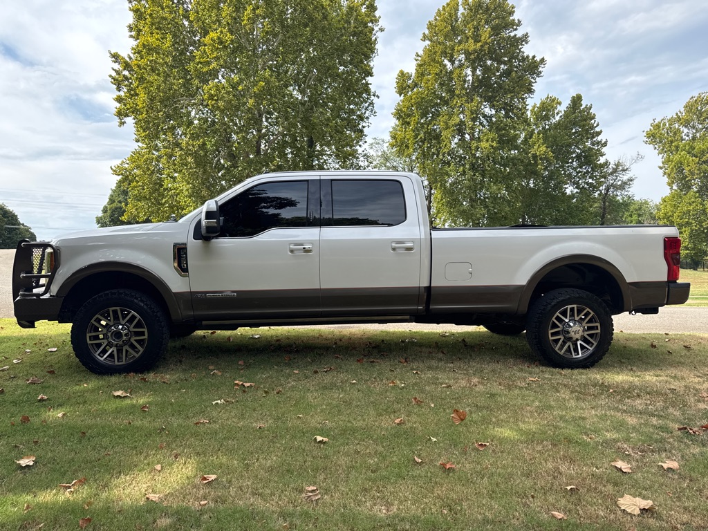 2017 FORD F350