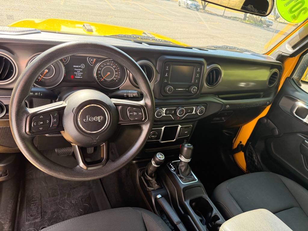 Photo 7 of this JEEP WRANGLER