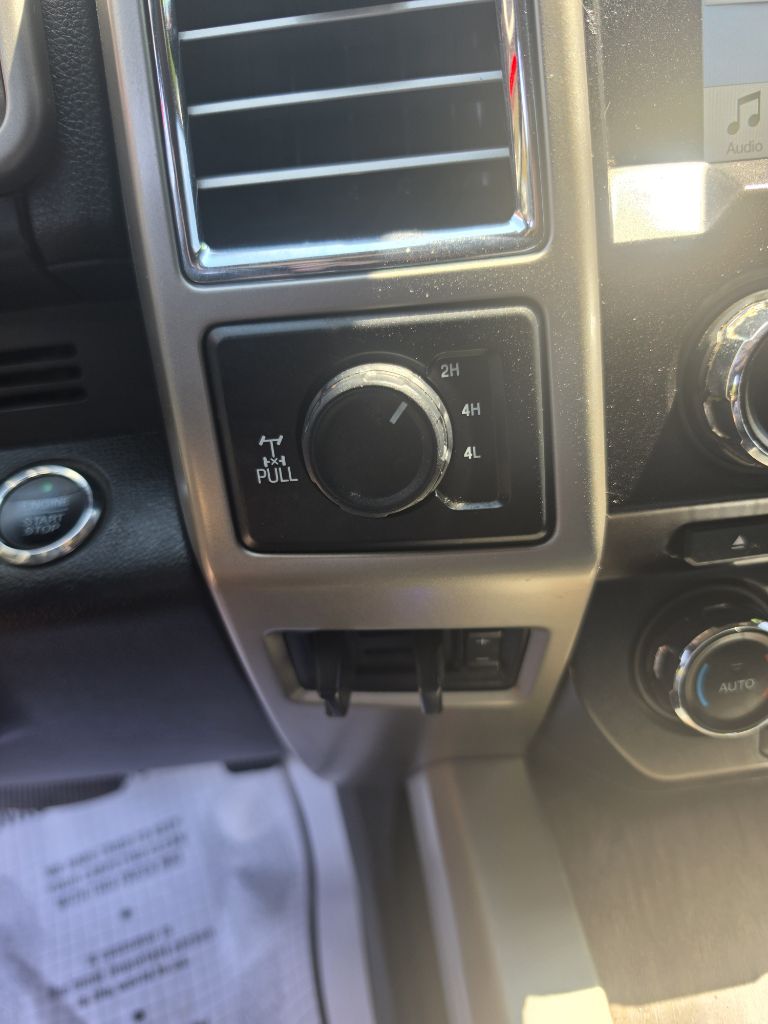 Photo 14 of this FORD F250