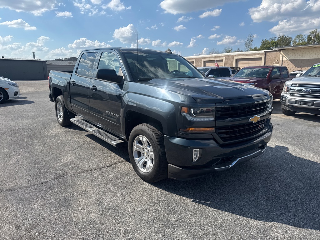 Photo 3 of this CHEVROLET SILVERADO 1500