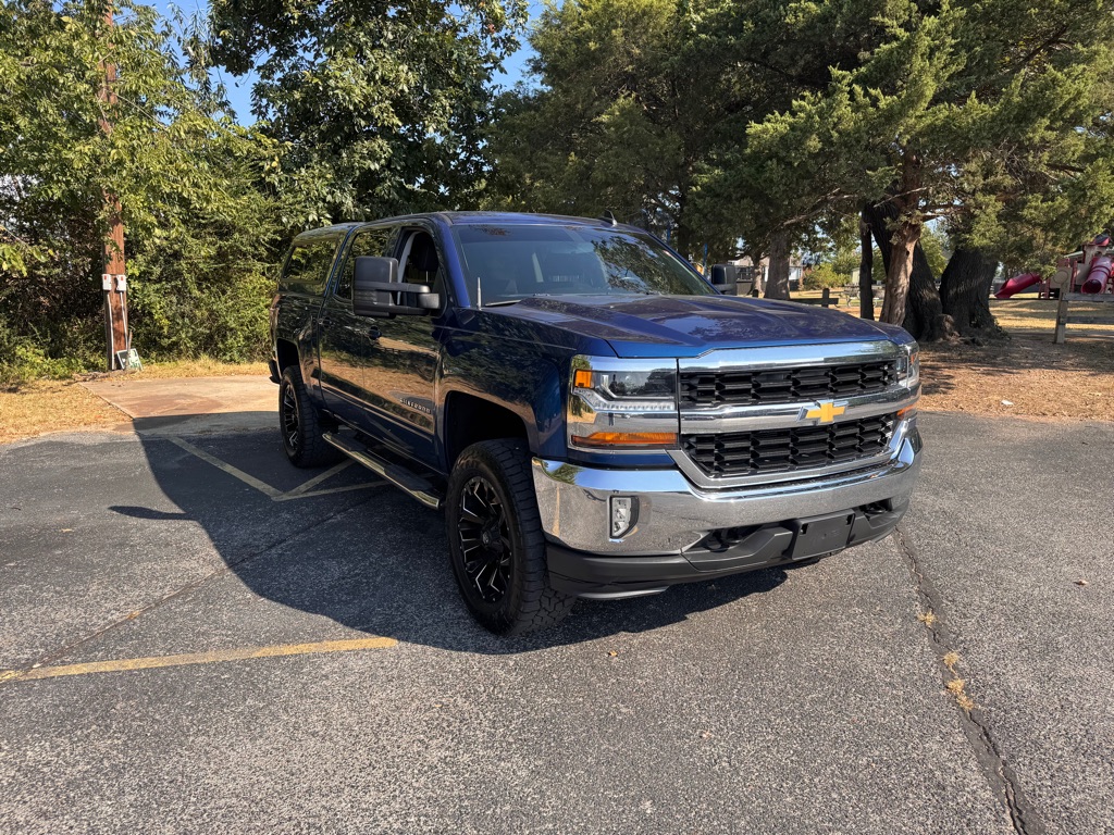 Photo 3 of this CHEVROLET SILVERADO 1500