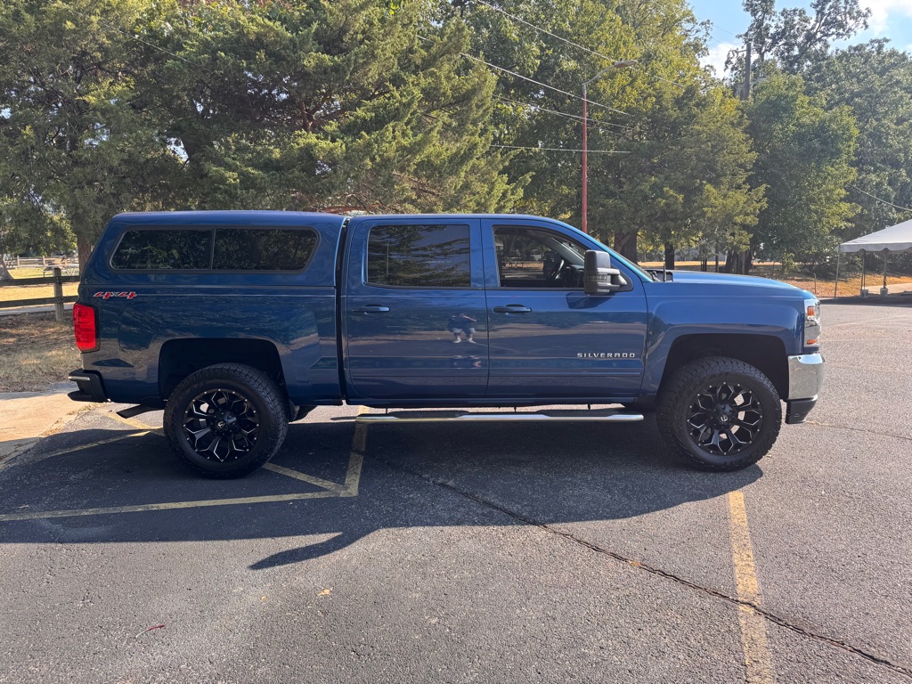 Photo 4 of this CHEVROLET SILVERADO 1500