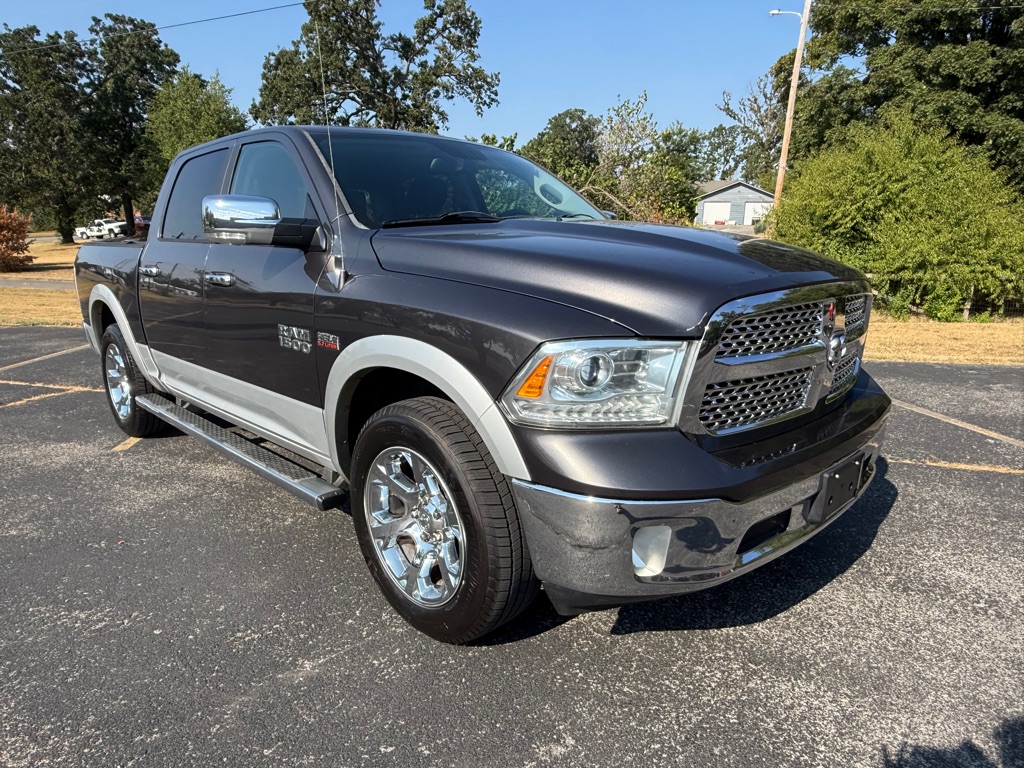 Photo 3 of this RAM 1500