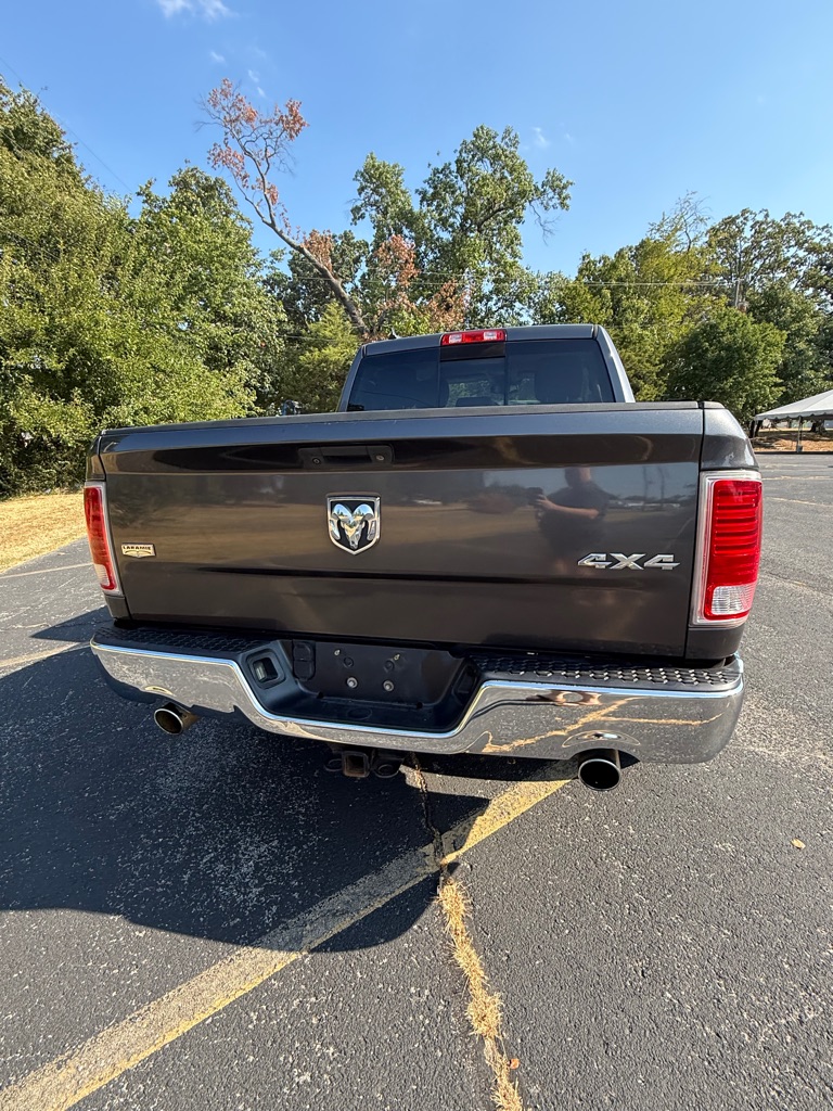 Photo 6 of this RAM 1500