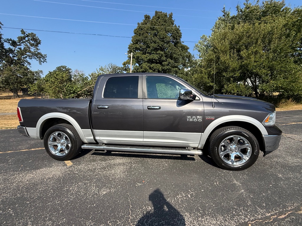 Photo 4 of this RAM 1500