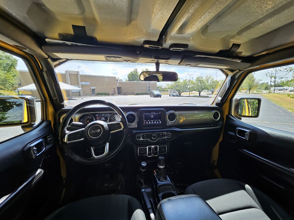 Photo 9 of this JEEP WRANGLER UNLIMI