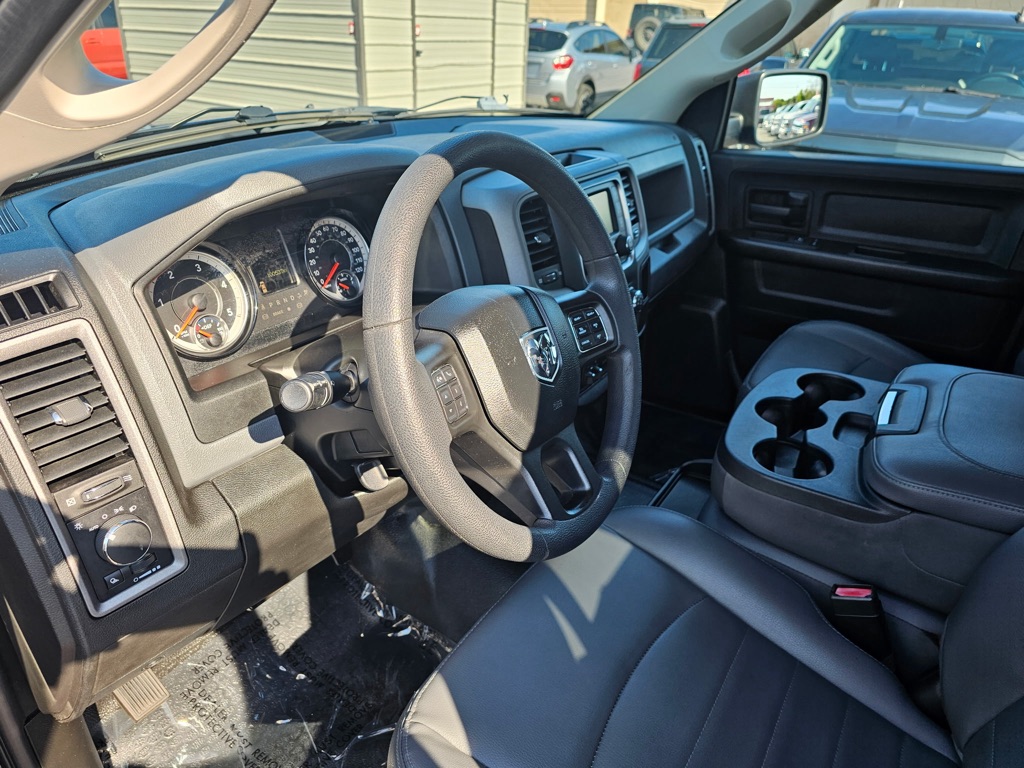 Photo 11 of this RAM 1500 CLASSIC
