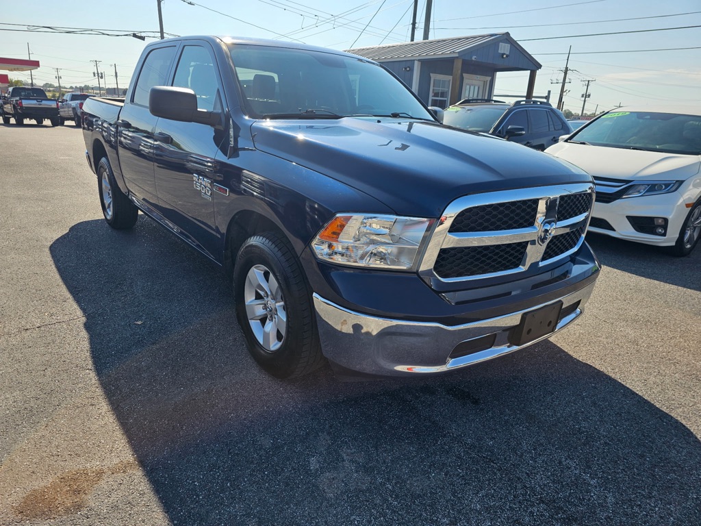 Photo 3 of this RAM 1500 CLASSIC