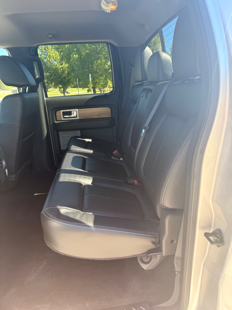 Photo 7 of this FORD F150