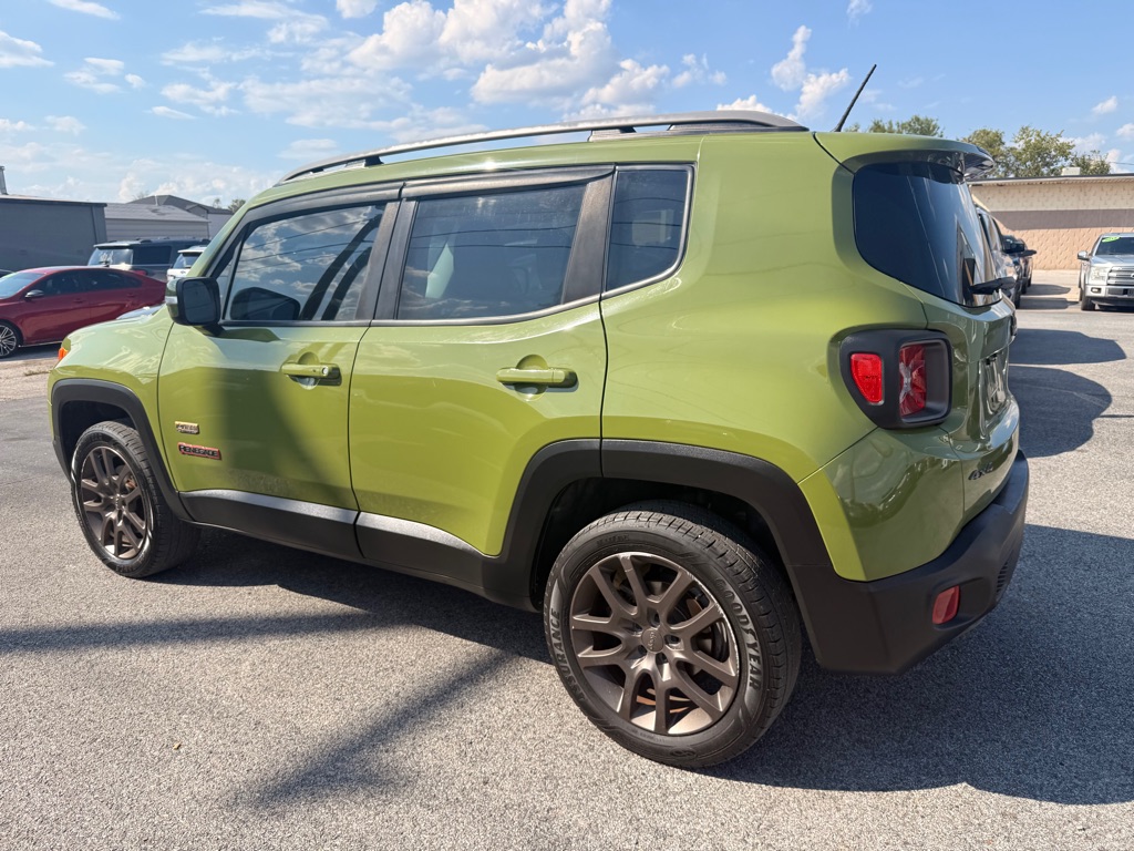 Photo 6 of this JEEP RENEGADE