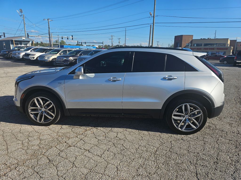 Photo 8 of this CADILLAC XT4