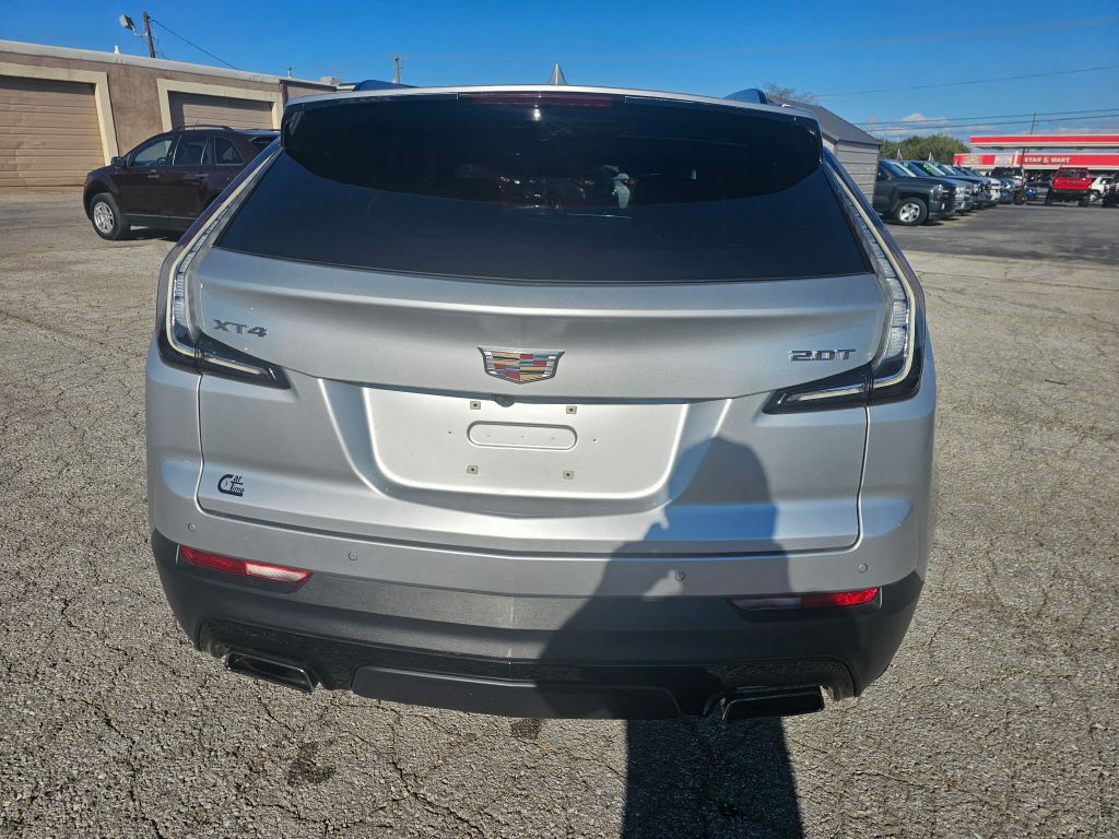 Photo 7 of this CADILLAC XT4