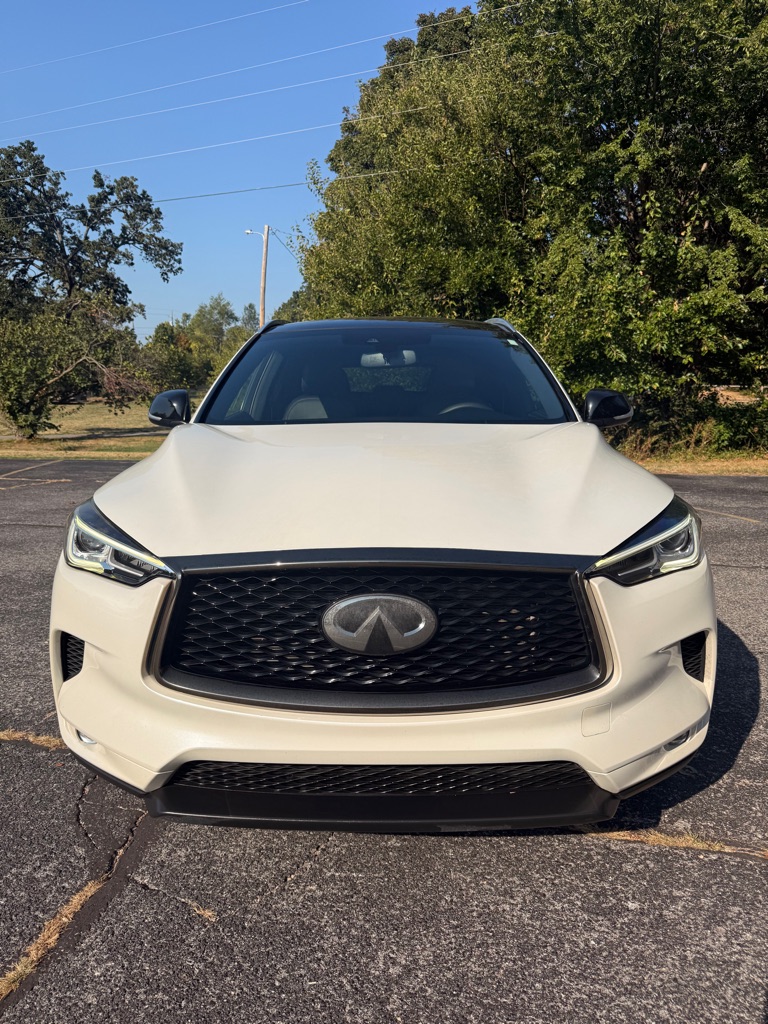 Photo 2 of this INFINITI QX50