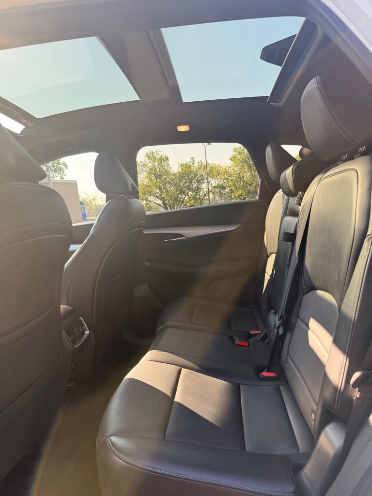 Photo 9 of this INFINITI QX50