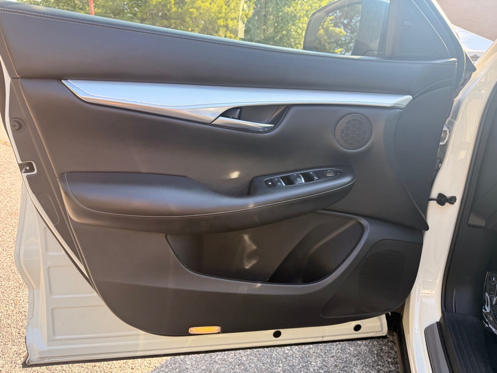 Photo 10 of this INFINITI QX50