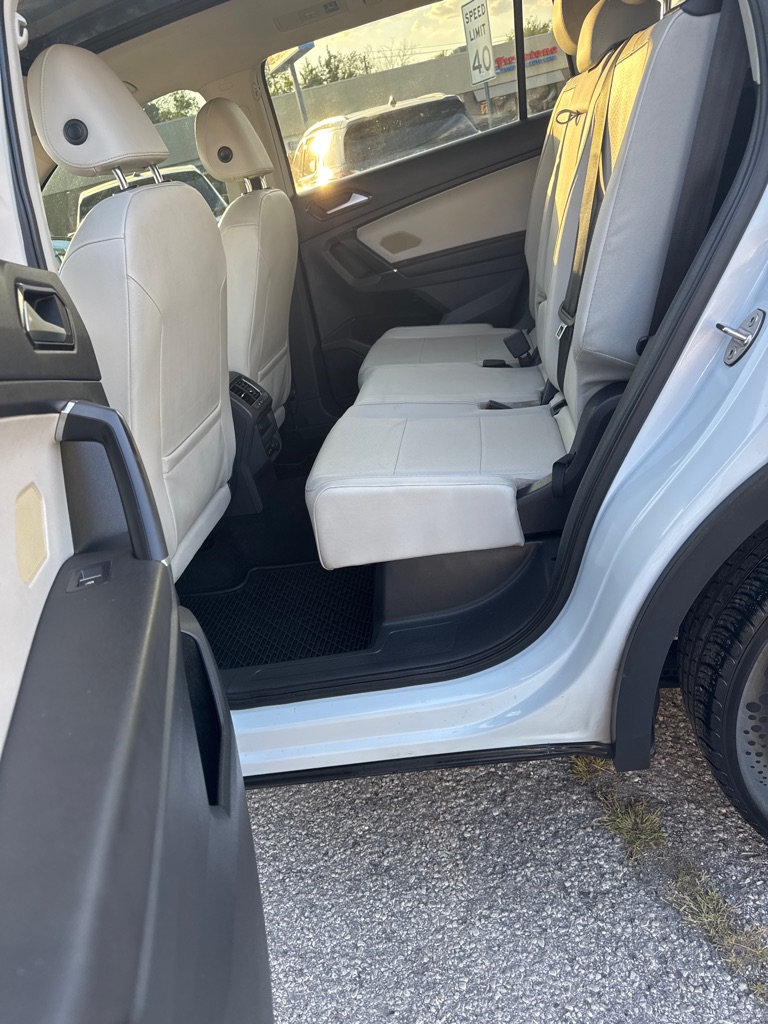 Photo 10 of this VOLKSWAGEN TIGUAN