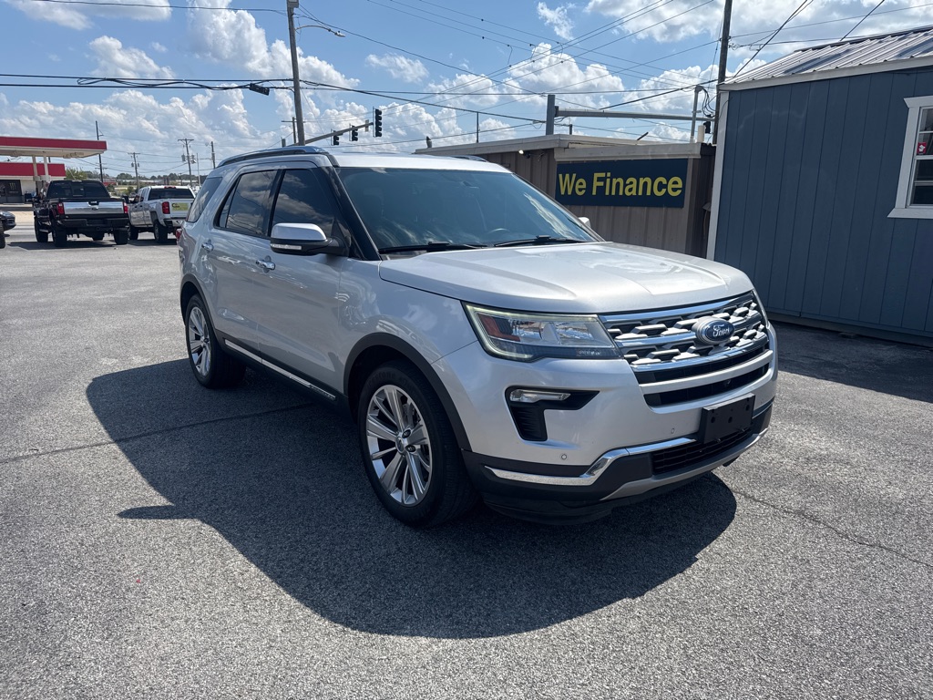 Photo 3 of this FORD EXPLORER