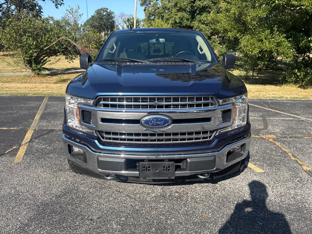Photo 2 of this FORD F150