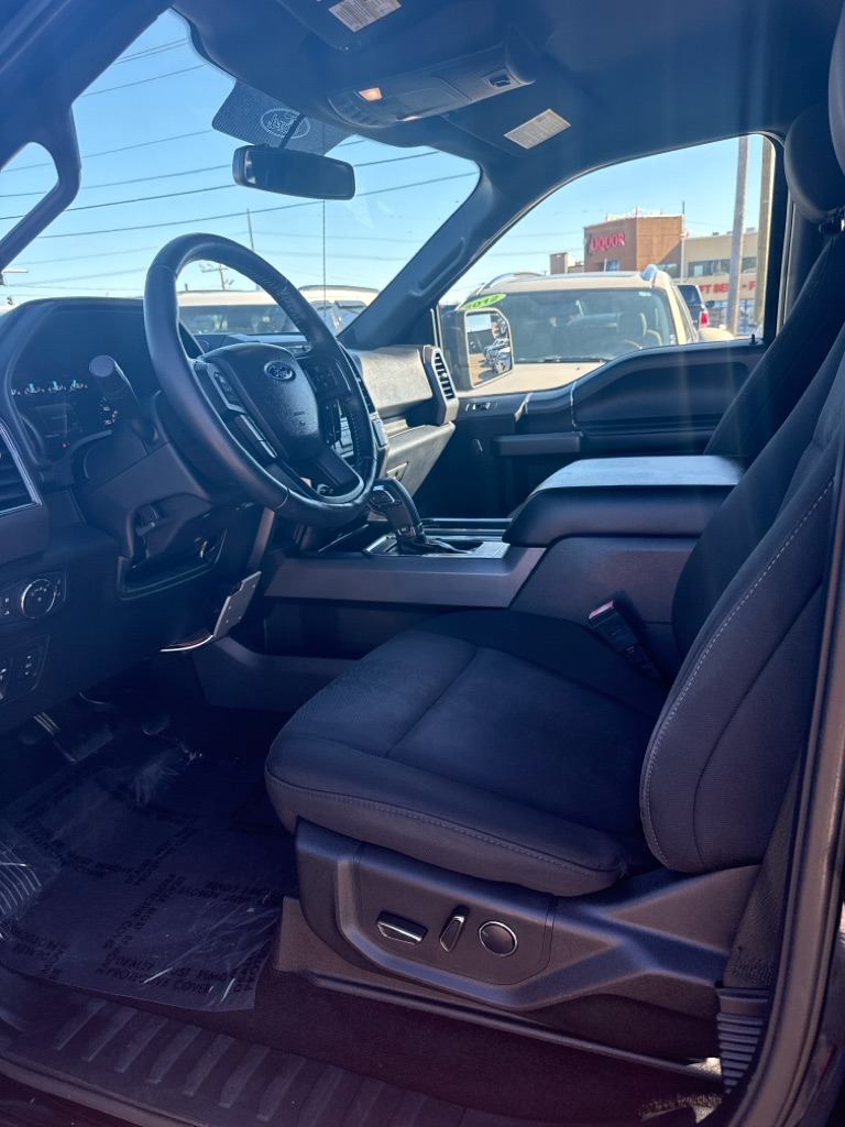 Photo 9 of this FORD F150