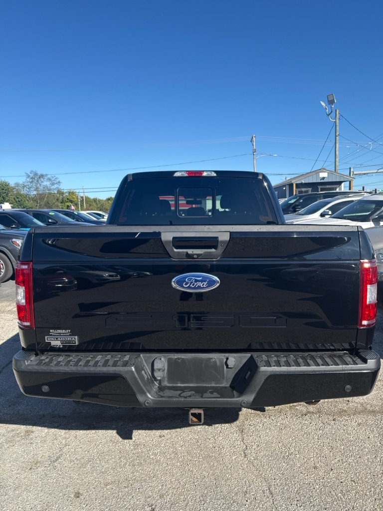 Photo 5 of this FORD F150