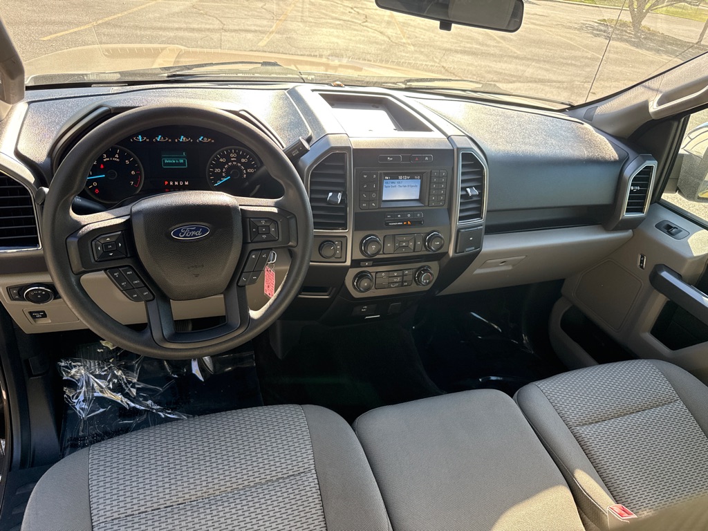Photo 8 of this FORD F150