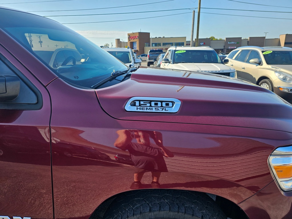 Photo 5 of this RAM 1500