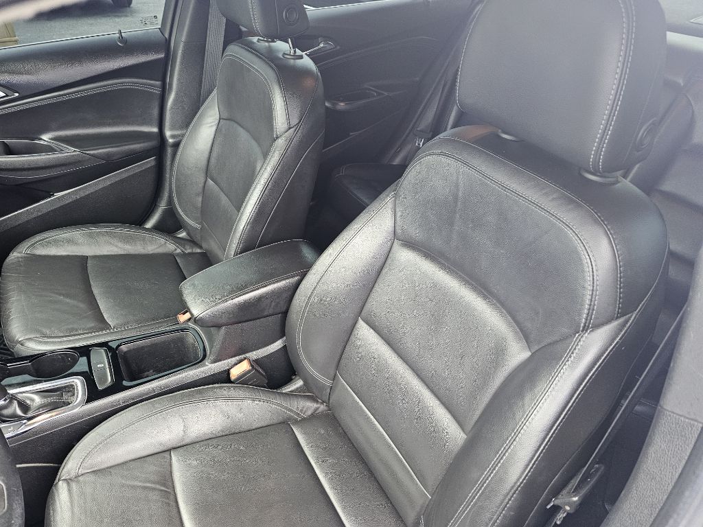 Photo 11 of this CHEVROLET CRUZE