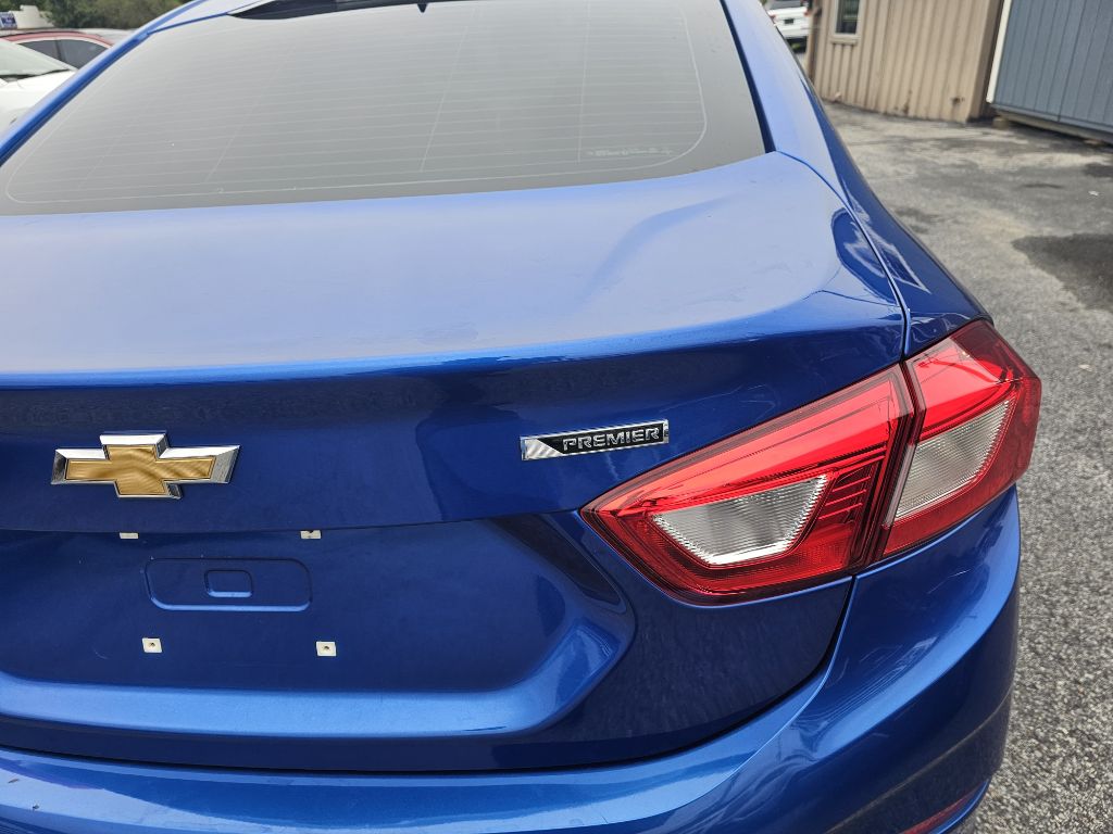 Photo 7 of this CHEVROLET CRUZE