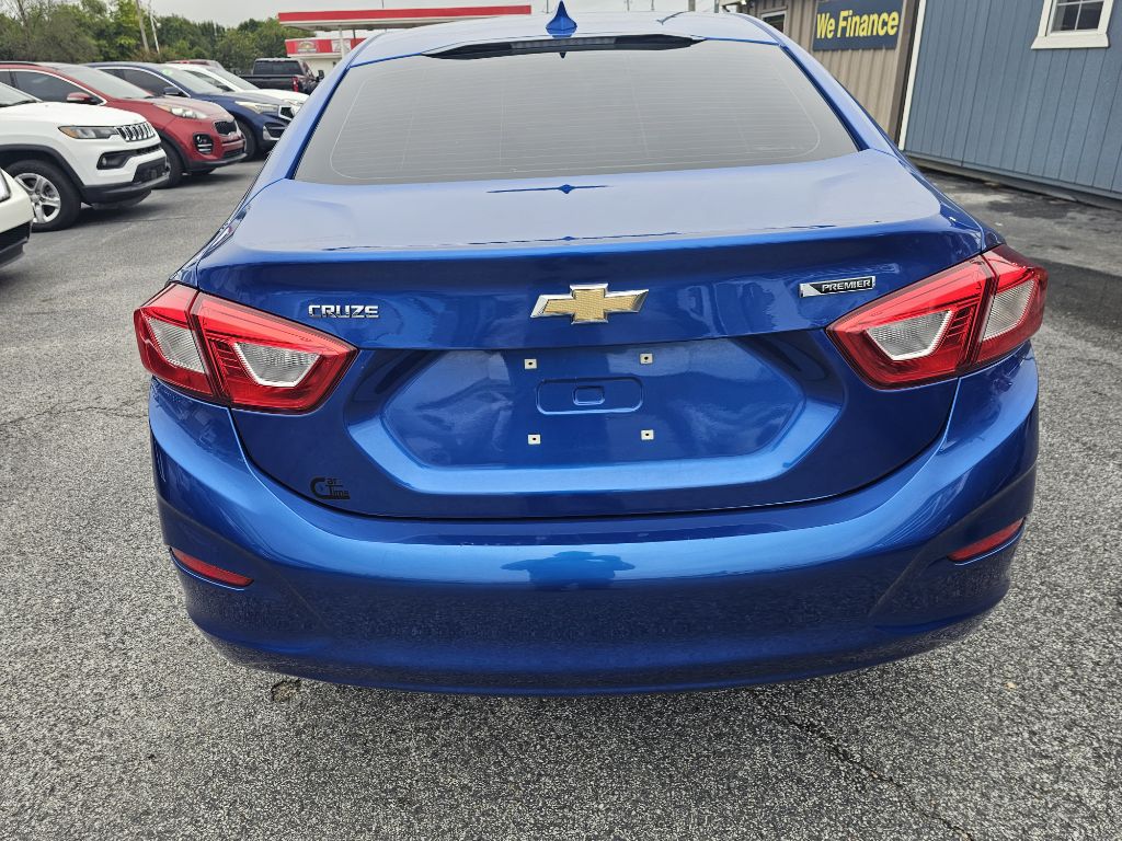 Photo 6 of this CHEVROLET CRUZE