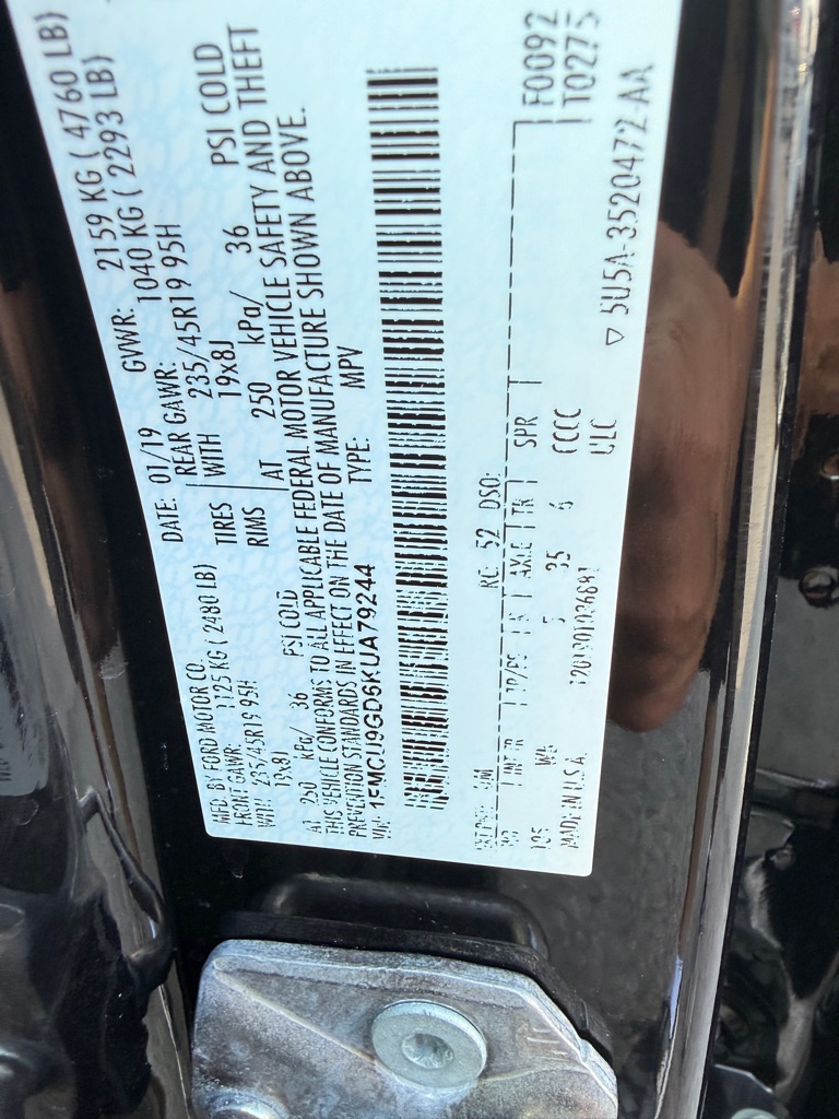 Photo 11 of this FORD ESCAPE