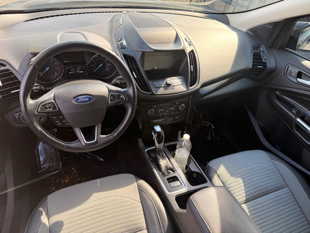 Photo 8 of this FORD ESCAPE
