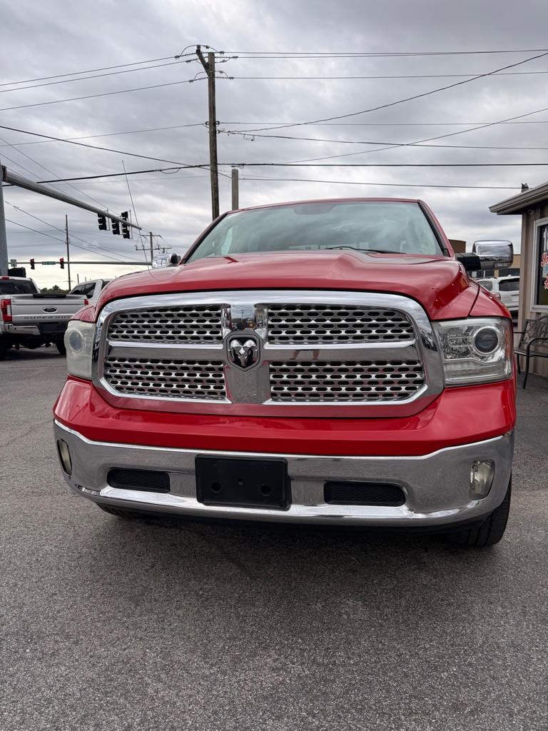 Photo 2 of this RAM 1500
