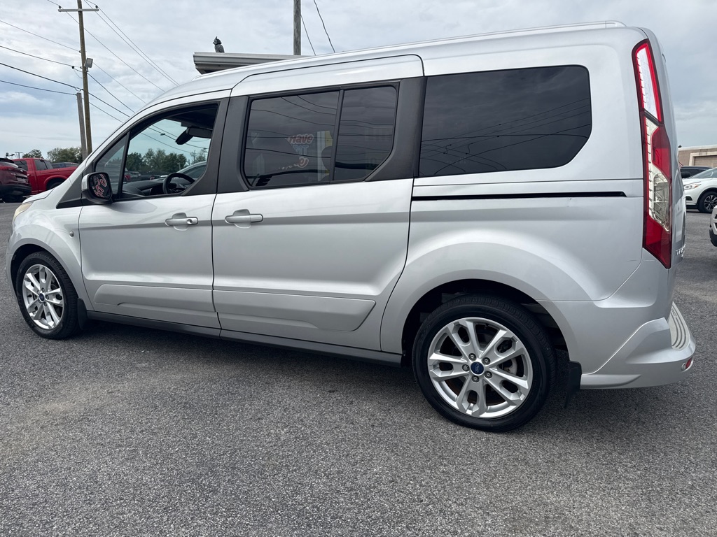 Photo 3 of this FORD TRANSIT CONNECT