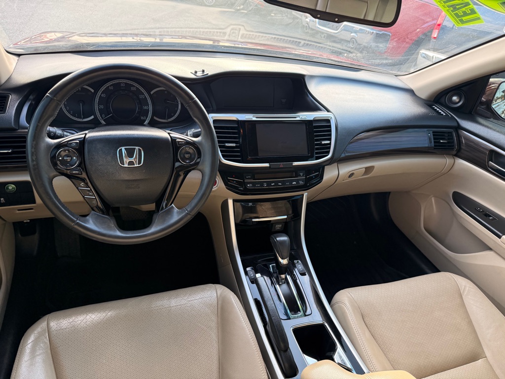 Photo 8 of this HONDA ACCORD