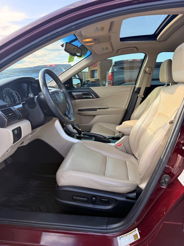 Photo 7 of this HONDA ACCORD