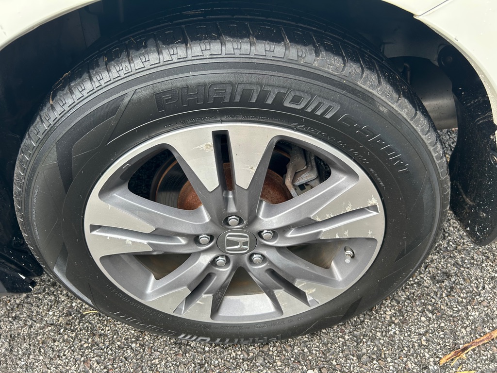 Photo 9 of this HONDA CROSSTOUR