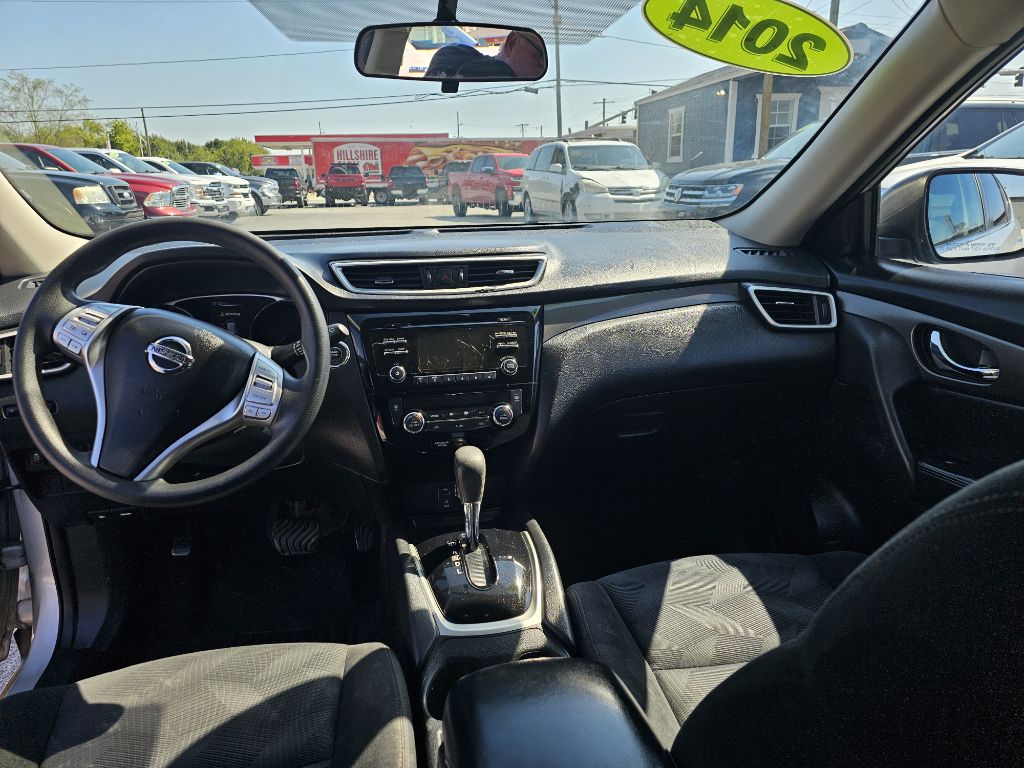 Photo 12 of this NISSAN ROGUE