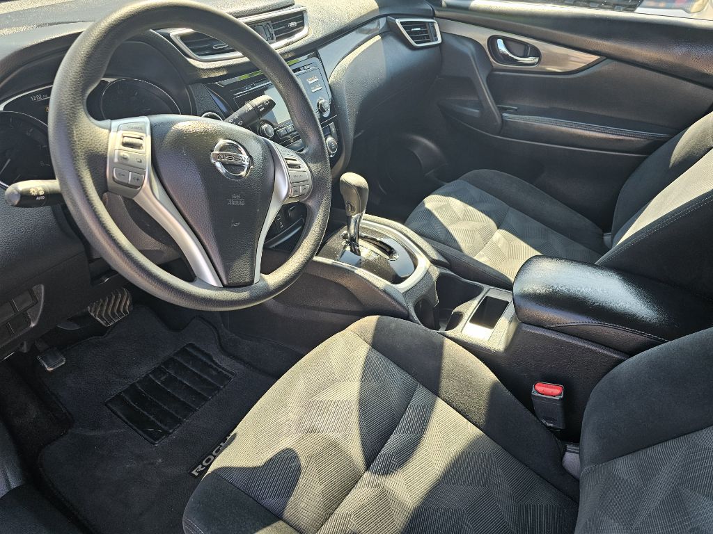 Photo 9 of this NISSAN ROGUE