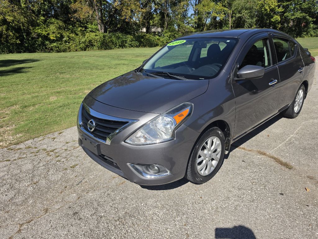 Photo 9 of this NISSAN VERSA