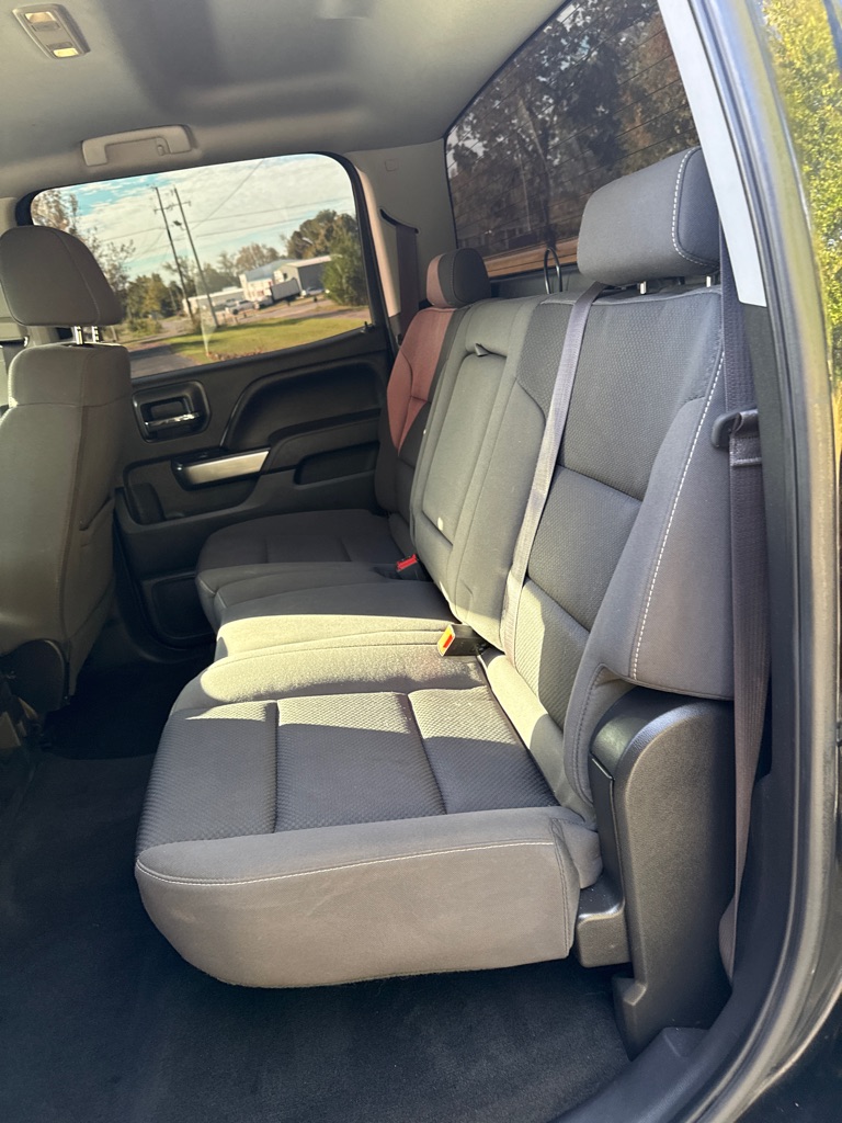 Photo 8 of this CHEVROLET SILVERADO 1500