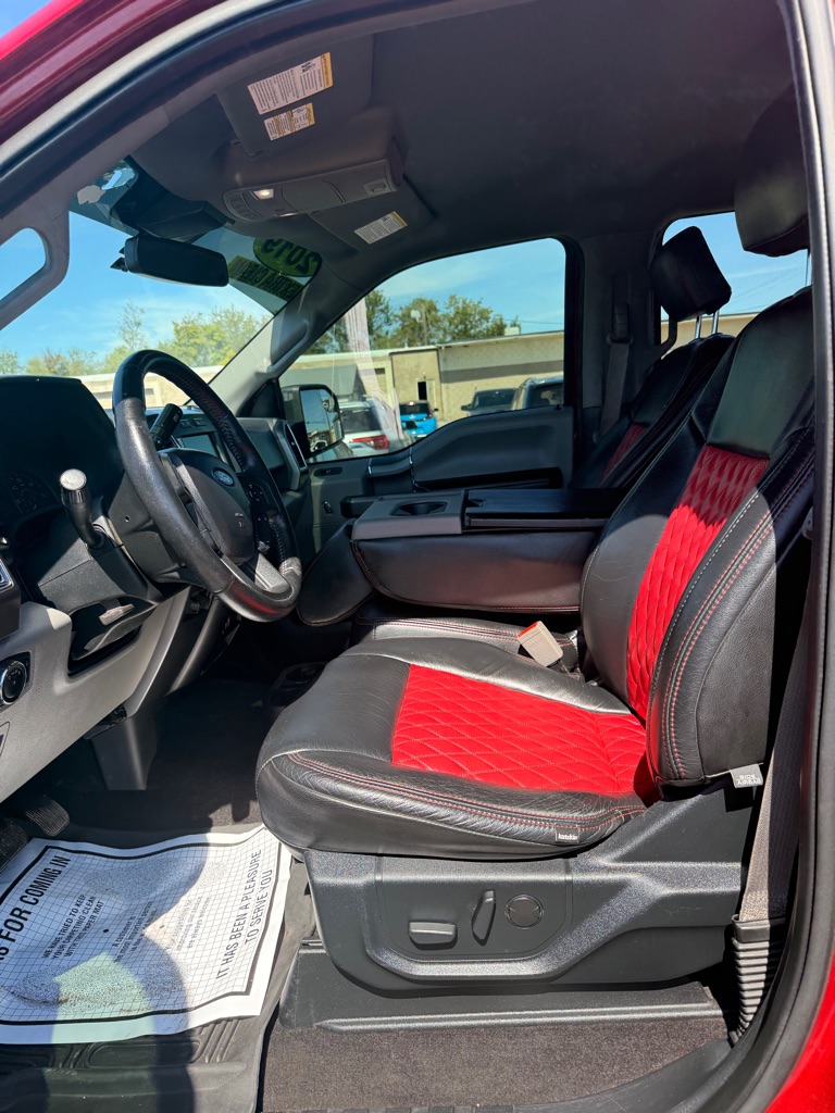 Photo 7 of this FORD F150